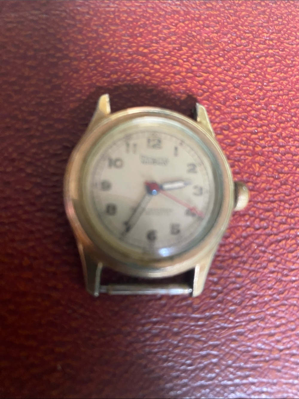 Mumwill military watch run very well
